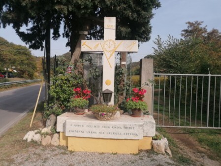 E5 croce E5 croce