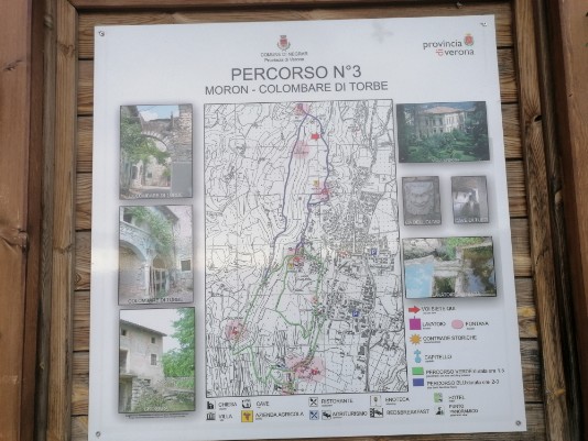 Tabella con Mappa Percorso 3 Sentieri Storici Negrar Tabella con Mappa Percorso 3 Sentieri Storici Negrar