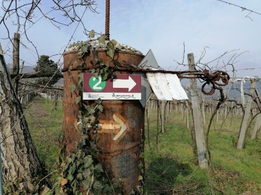 Segnavia sentieri Gargagnago Segnavia sentieri Gargagnago