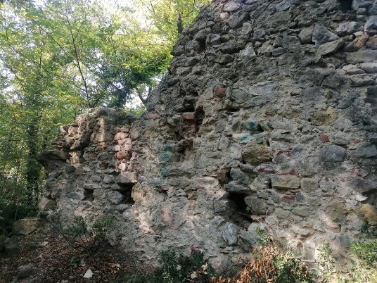 ruderi sulla Rocca ruderi sulla Rocca