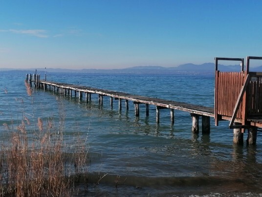 Pontile nel tratto Lazise Cisano Pontile nel tratto Lazise Cisano