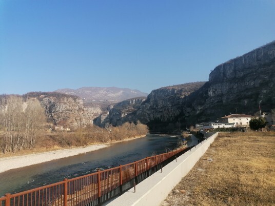 Adige a Volargne inizio ciclopedonale Adige a Volargne inizio ciclopedonale