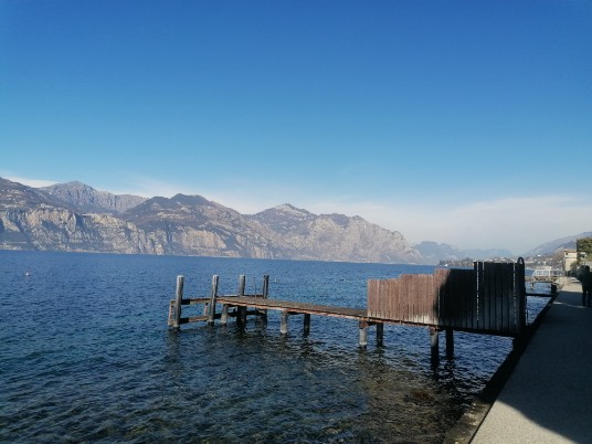 Verso Cassone lungolago Verso Cassone lungolago