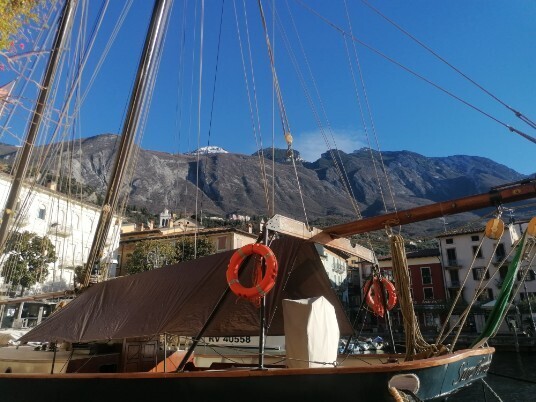 Malcesine e il Baldo dal porto Malcesine e il Baldo dal porto