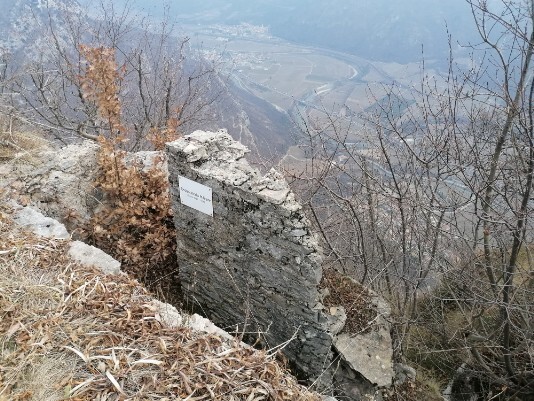 tratti sentiero trincee Monte Cimo Osservatorio tratti sentiero trincee Monte Cimo Osservatorio