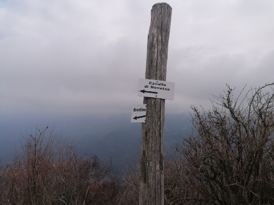 Molti punti panoramici Monte Cimo Molti punti panoramici Monte Cimo