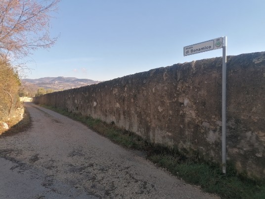 strada di Bonamico a Bure strada di Bonamico a Bure