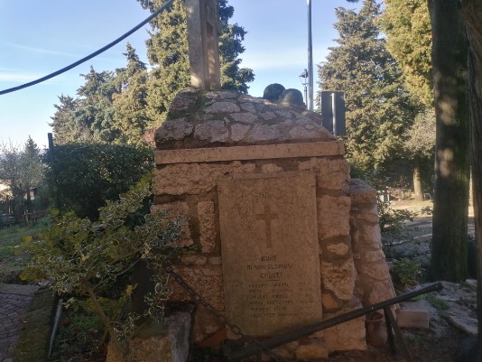 Monumento ai caduti a Bure Monumento ai caduti a Bure