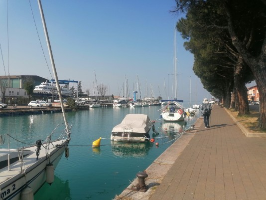 Lungolago Peschiera -Gardaland Lungolago Peschiera -Gardaland